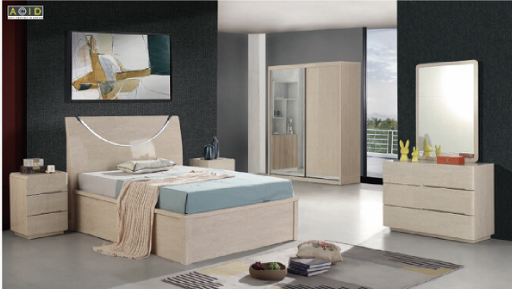 HALF-MOON BED