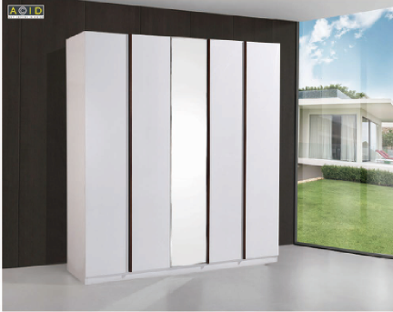 WHITE TREE WARDROBE